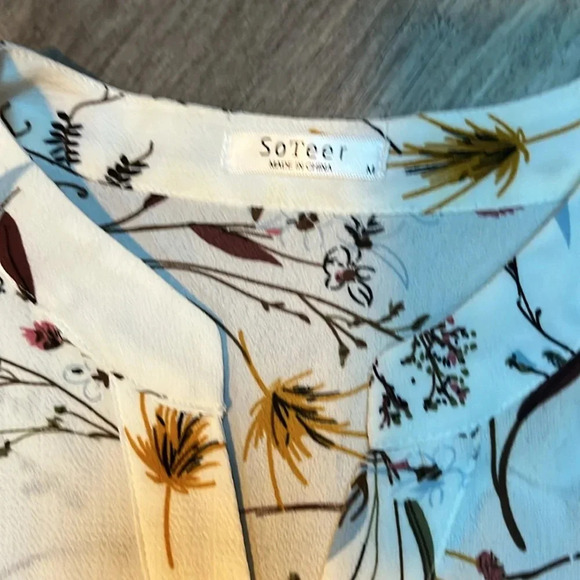 Soteer white button up blouse white with nature pattern - Picture 5 of 9
